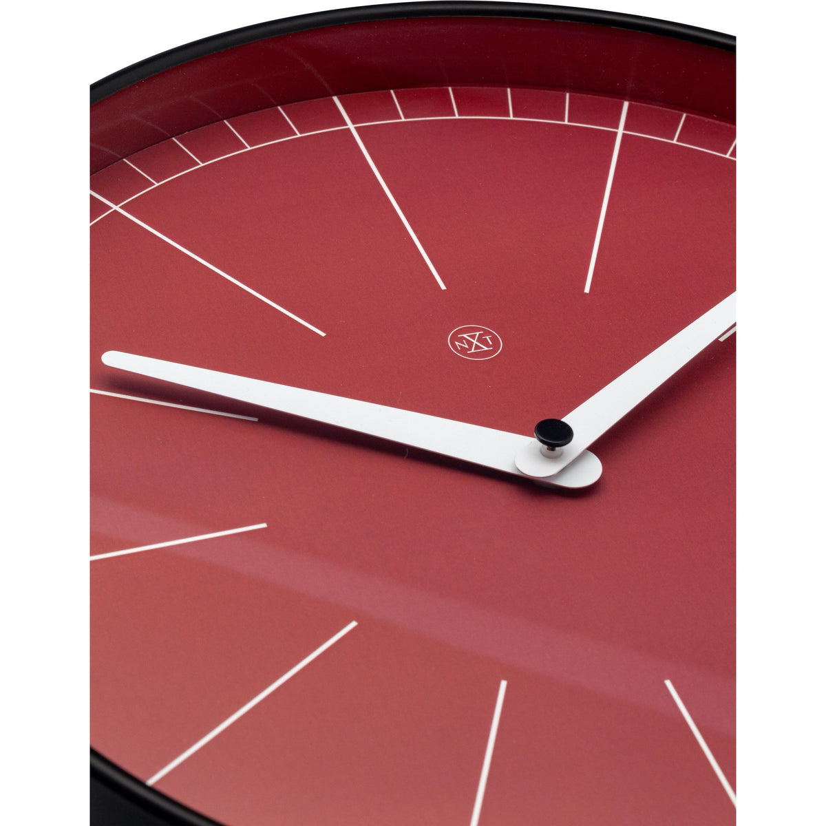 nXt - Wall clock - Ø 25 cm - Plastic - Red - &#39;Axel&#39;